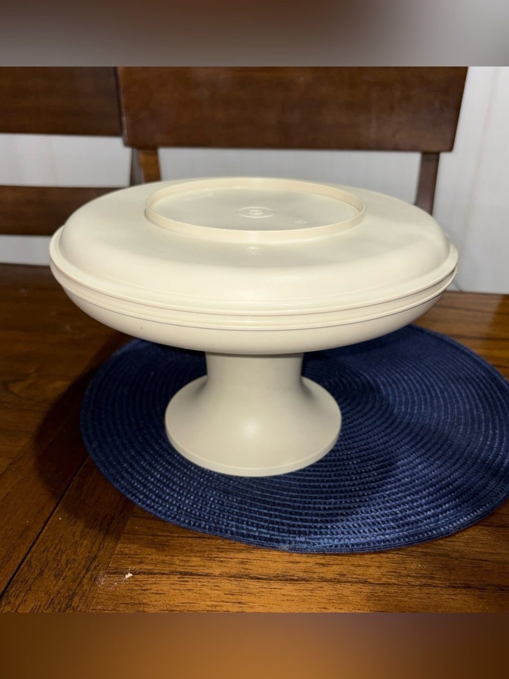 Vintage Tupperware Serve It All Set Pedestal Plate Chip & Dip Cake Stand Almond